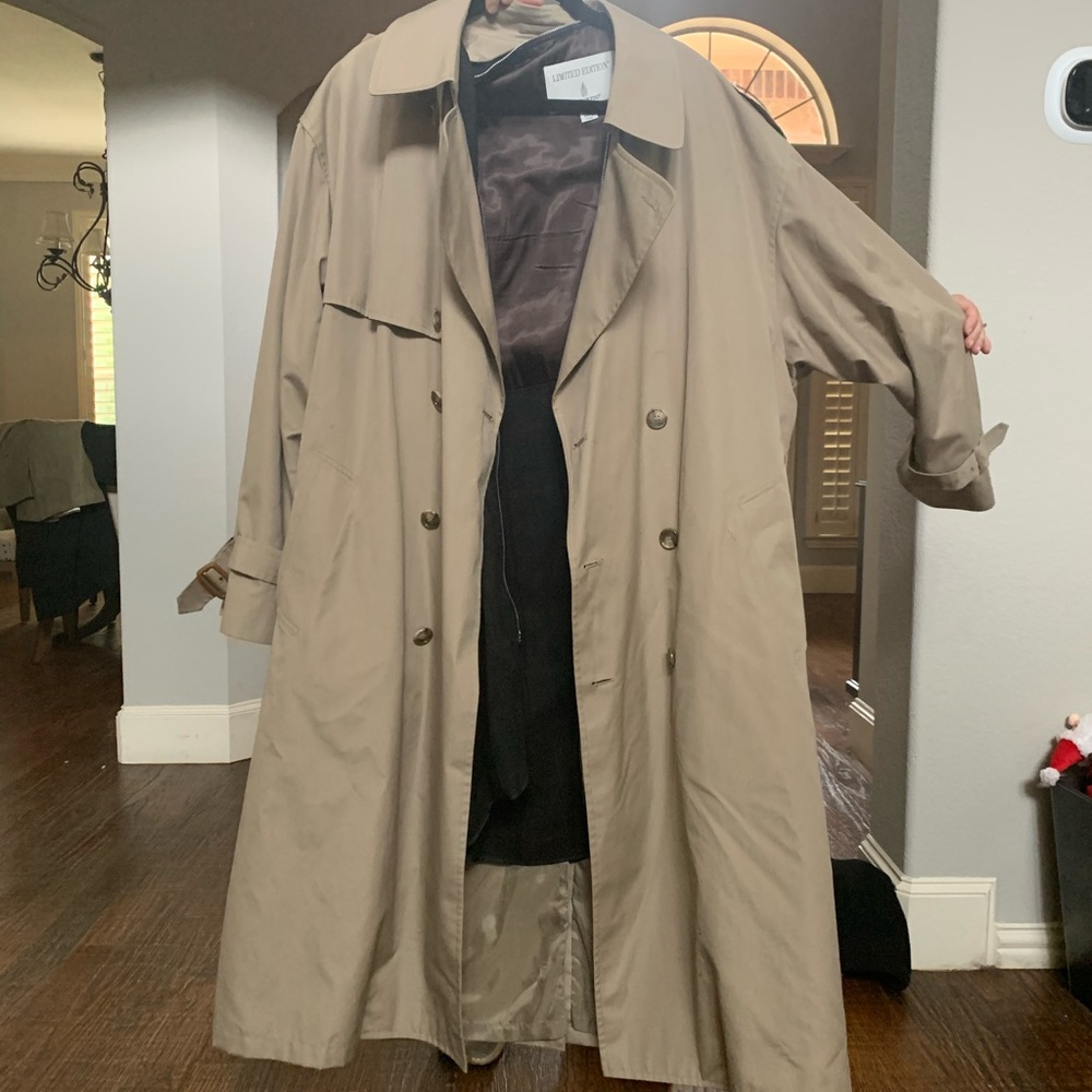 London Fog Men’s Rain/Trenchcoat